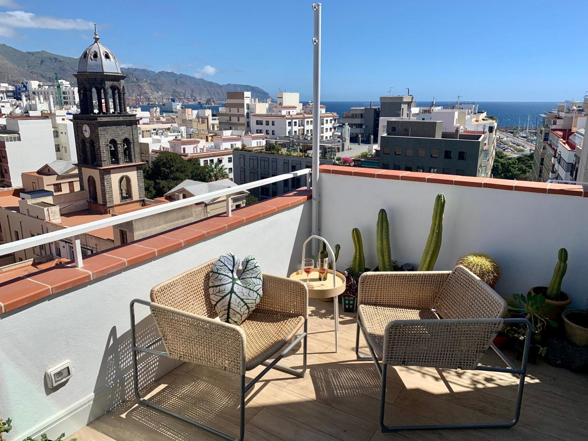 サンタクルスデテネリフェAtico Con Terraza, Vistas Panoramicas Y Parkingアパートメント エクステリア 写真