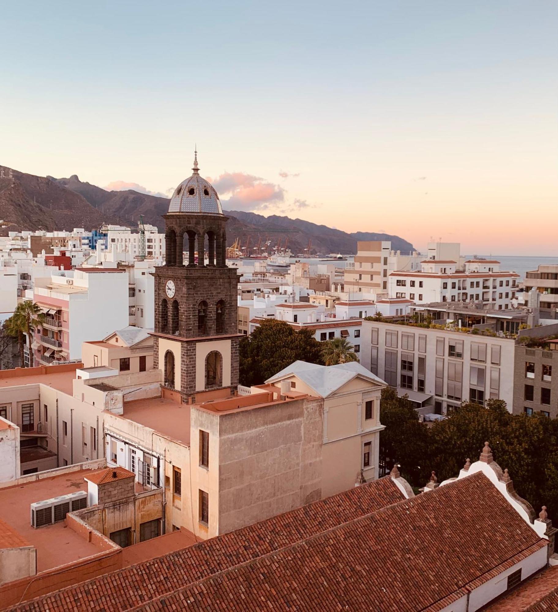 サンタクルスデテネリフェAtico Con Terraza, Vistas Panoramicas Y Parkingアパートメント エクステリア 写真