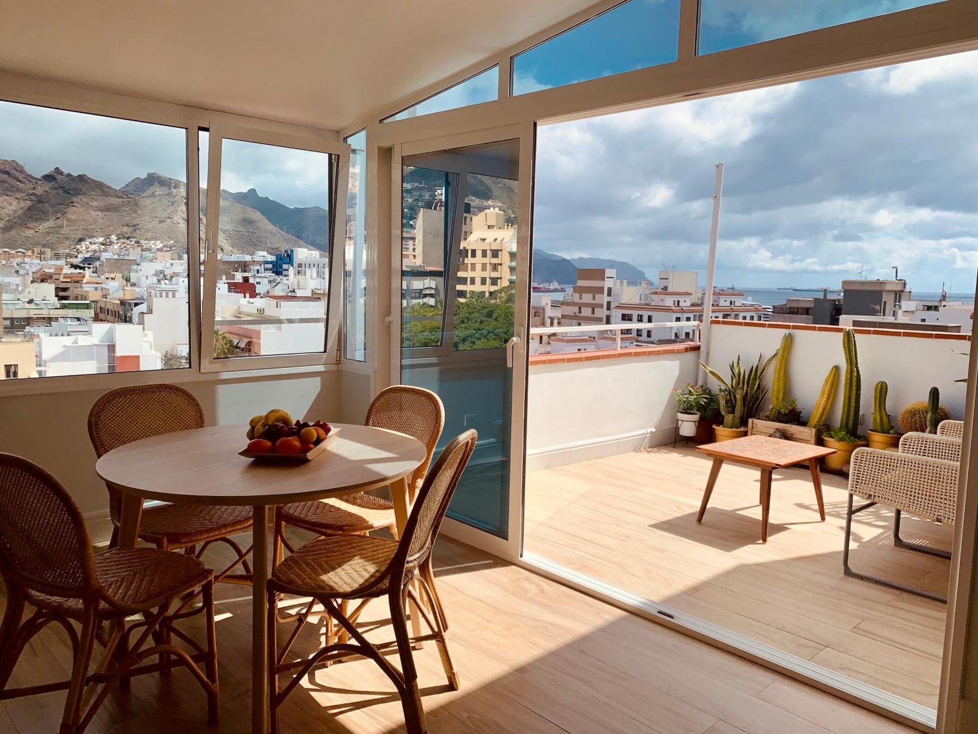 サンタクルスデテネリフェAtico Con Terraza, Vistas Panoramicas Y Parkingアパートメント エクステリア 写真