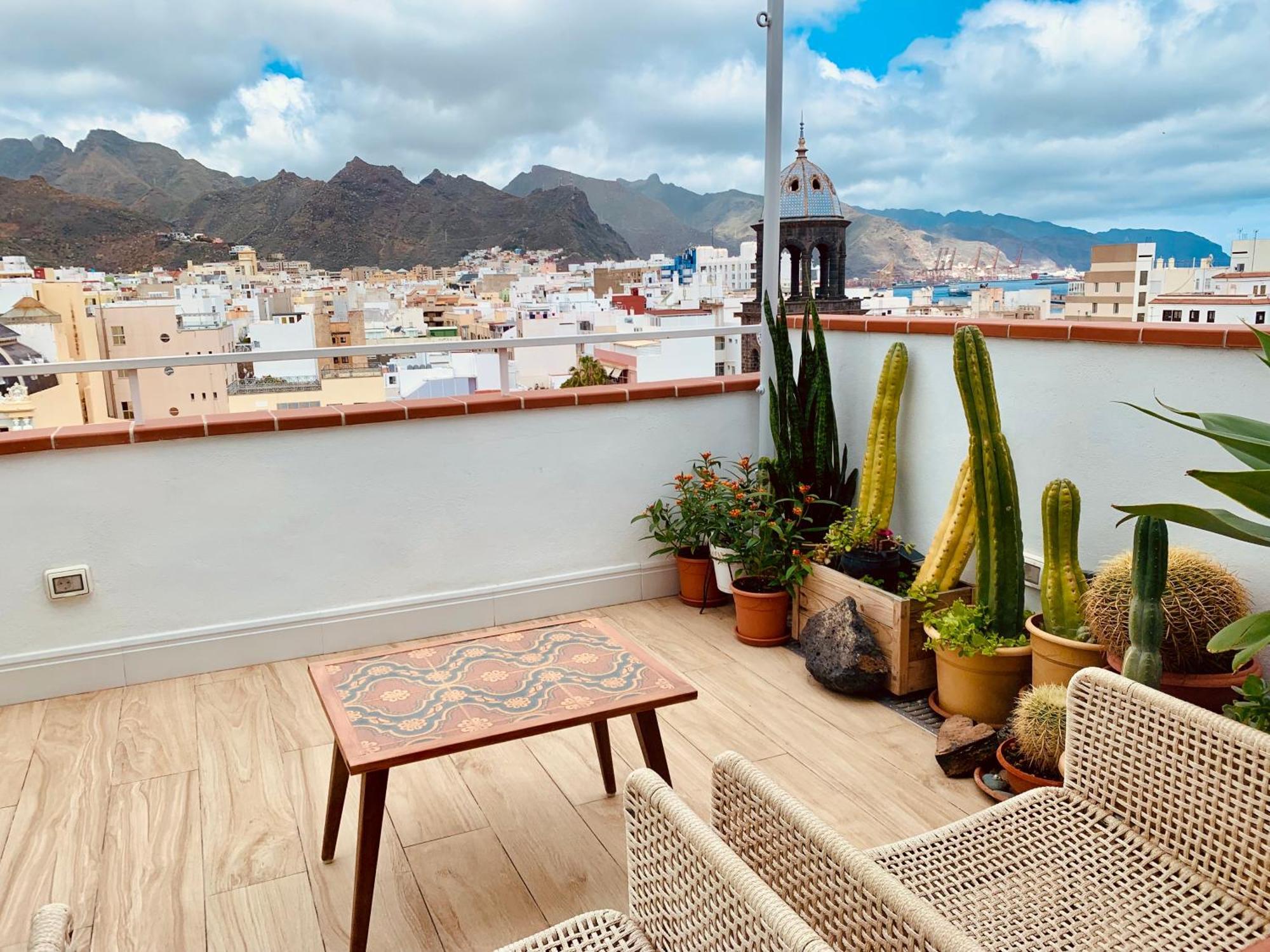 サンタクルスデテネリフェAtico Con Terraza, Vistas Panoramicas Y Parkingアパートメント エクステリア 写真