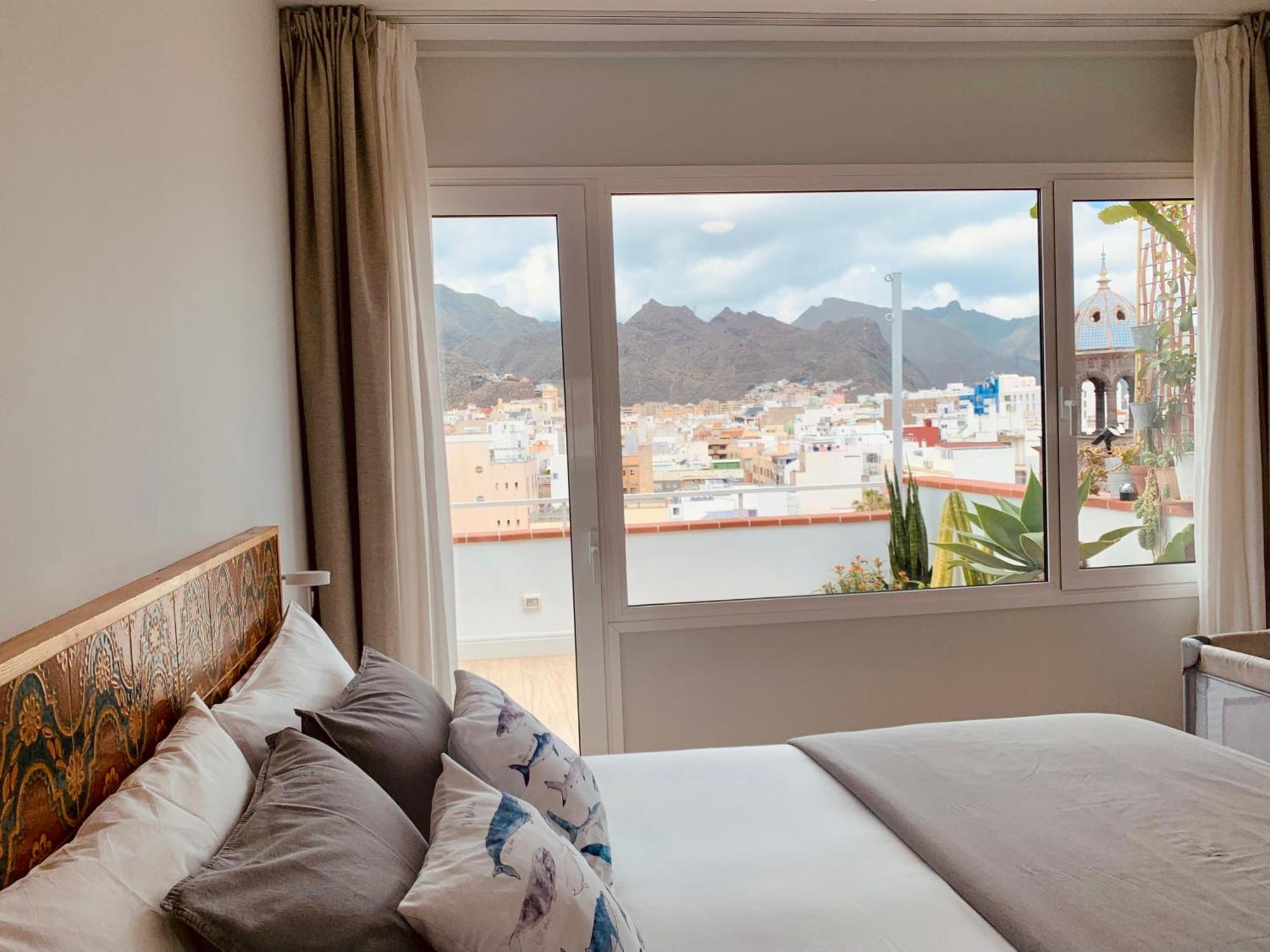 サンタクルスデテネリフェAtico Con Terraza, Vistas Panoramicas Y Parkingアパートメント エクステリア 写真